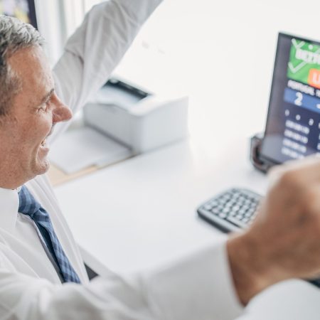 Si può vivere di scommesse sportive? I conti in tasca